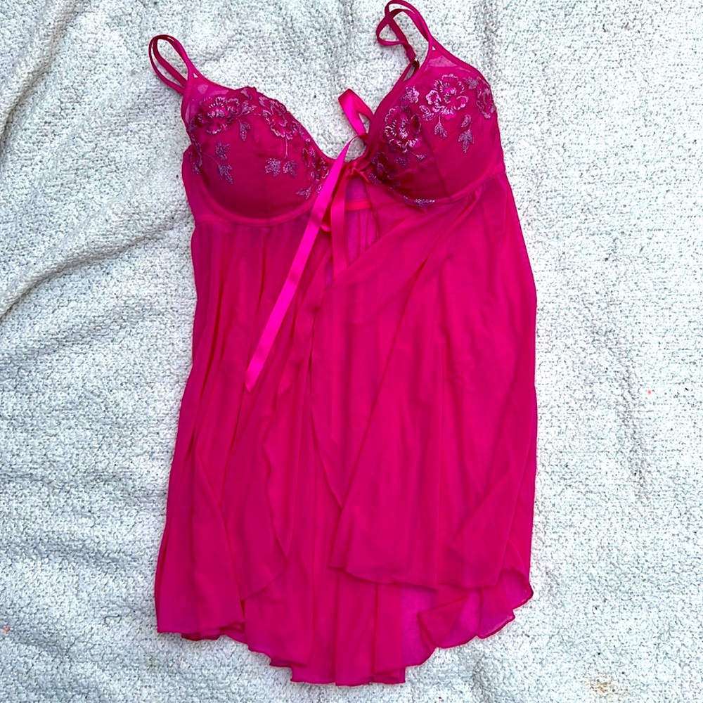 Maidenform Fuchsia Baby Doll Lingerie Bra Nightie, SZ M